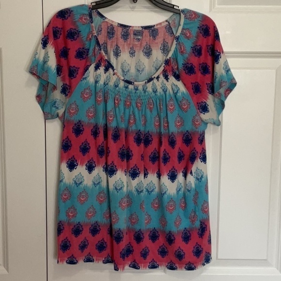 KIM Rogers Scooped Neck Tee - Picture 1 of 5